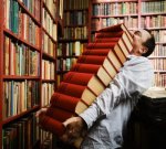 20061016210515-cargando-libros.jpg