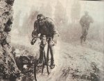 1926 - Tour. 10&#170; etapa, Lucien Buysse en el Aubisque (2).jpg