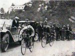 1926 - Tour. 10&#170; etapa, Lucien Buysse en el Col de Peyresourde +.jpg