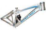 mondraker-summum-pro-team-2011-frame.jpg