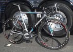 Ivan_Basso_Discovery_Channel_Trek_Madone_SSL_69_full_view.jpg