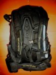 dakine 1.jpg