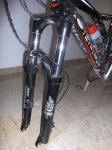 ROCK SHOX TORA DERECHA..jpg