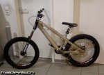 bikepic_906_5.jpg
