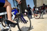 010tacones-bici1.jpg