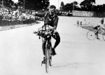 1927 - Tour. 24&#170; etapa, Nicolas Frantz, ganador.jpg