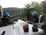 terraza_albergue.jpg