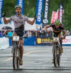 nino-schurter-jose-antonio-hermida-mont-st-anne-2012-a.jpg