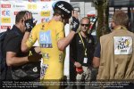 tdf12st09-donttouchA.jpg