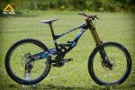 Lapierre-DH-team-drive-side.jpg