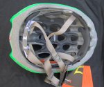catlike_whisper_green_03.jpg