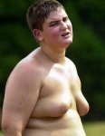 hombres-con-tetas-01.jpg