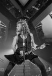 62813817_1-VENDO-GUITARRA-ELeCTRICA-TIPO-EXPLORER-METALLICA-JAMES-HETFIELD-ACEPTO-CAMBIOS-surco.jpg