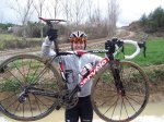 27-Tarmac con la Cervelo nueva.JPG