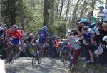 Boogerd and Boonen persiguiendo a los lideres.JPG