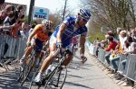 Boonen gets no help from Oscar Freire.JPG