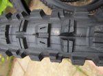 minion-dhr2-tread.jpg