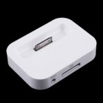 soporte-para-iphone-4-con-cable-cargador-en-oferta.jpg
