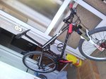 cube ams colgando 301212.JPG