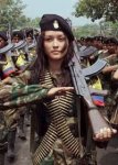 mujer militar.jpg