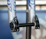 Fox_Racing_Shox_36_QR_closed.jpg