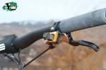 1301711789_shimano-di2-hack-on-niner-mountain-bike4-600x399.jpg