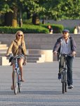 Leo+Erin+Share+Romantic+Sunset+Bicycle+Ride+9_X3gSo2VVYl.jpg