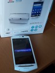 xperia_tres.jpg