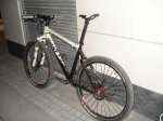 bici entera foro.JPG