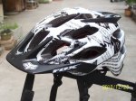 Fish-fox-flux-helmet-fox-mountain-helmet-road-helmet.jpg