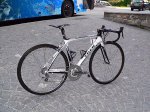 Levi_Leipheimers_Discovery_Channel_Trek_Madone_side_view2.jpg