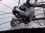 Campy_e-Record_RD_carbon_bits_and_alloy_pivots.jpg