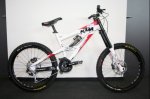 ktm_tribute1_500[1].jpg