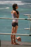 mila_kunis_filming_hawaii_shorts_03.jpg