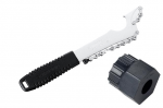 Extractor-de-piñones-con-cadena-y-llave-del-nucleo-de-piñones.png