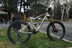 KHS-prototype-DH-BNT-29-Flite-747-tall-people-bikes-2-600x400.jpg