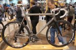 Mosaic-custom-titanium-disc-brake-road-bike011-600x398.jpg