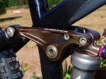 Specialized_Enduro_SL_aluminum_link_and_hardware.jpg