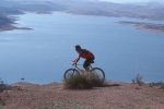 Mountainbike-lakesmini.JPG