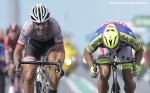 tdf15st2-cancellara-sagan-finish-920.jpg