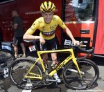 tdf15st2-dennis-yellow-920.jpg