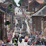tdf15st04-peloton.jpg