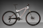 amr_lt_7_white-black-red_sv_mg_9682.png