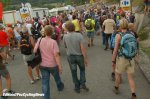 tdf15st17eh-crowd-920.jpg