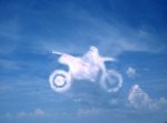 m_moto nube copia.jpg