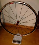rueda delantera dt swiss (1).jpg