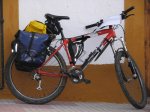 Bike con alforjas 1.jpg