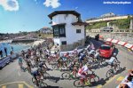 vuelta15st15-peloton-beach-big.jpg
