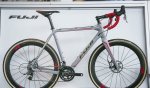 Eurobike_Fuji_gravel_all_road_broad_b_road_2016_1P.jpg