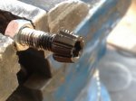 21Tornillo Carbonius tensor del sincro.jpg